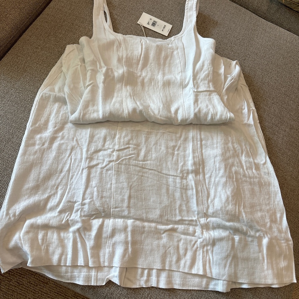 Splendid Collection WHITE LINED SUNDRESS NWT's size small